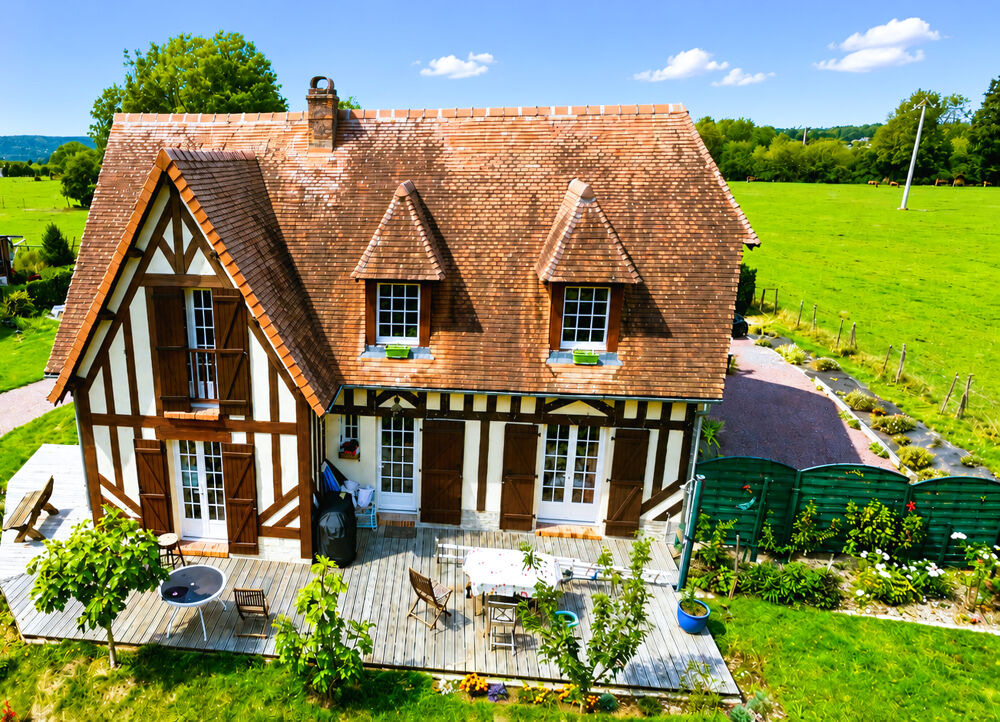 Maison 5 pièces 130 m² · à Pont L Eveque · 130 m² · 374 900 €