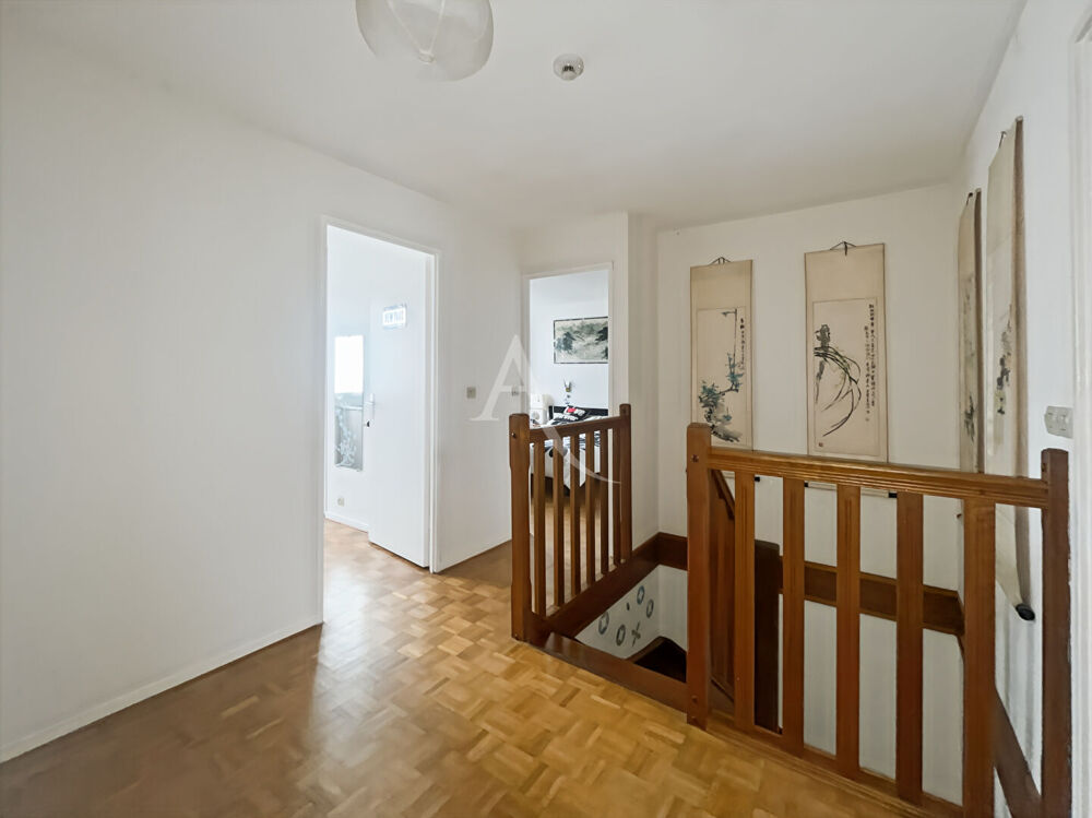 Vente Maison Maison Vaureal 6 pièce(s) 114 m2 Vaureal