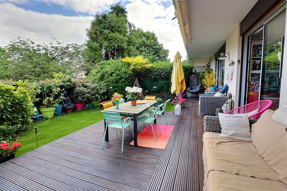 Appartement d'Exception au Mesnil-Le-Roi 133 m2 avec jardin privatif