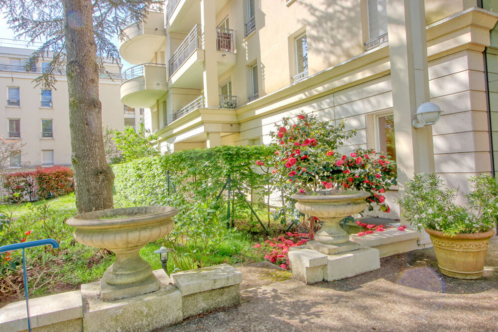Appartement 5 pièces 106 m² · à Chatenay Malabry · 106 m² · 650 000 €