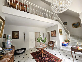  Maison � vendre 8 pi�ces 318 m�