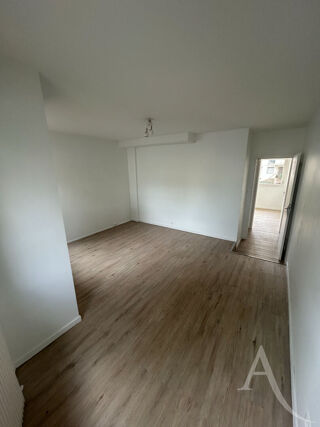  Appartement à louer 3 pièces 59 m²
