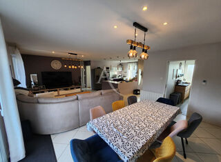  Maison  vendre 6 pices 140 m