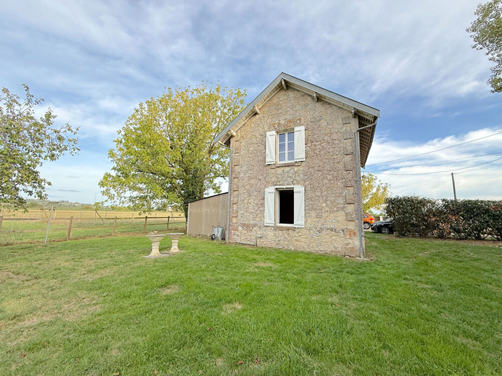Location Maison A LOUER MAISON PIERRE T2 AVEC JARDIN PROCHE DE SAINT VINCENT DE PAUL / AMBES Saint vincent de paul