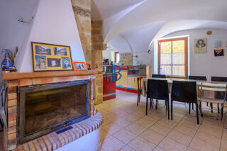  Maison à vendre 12 pièces 257 m²