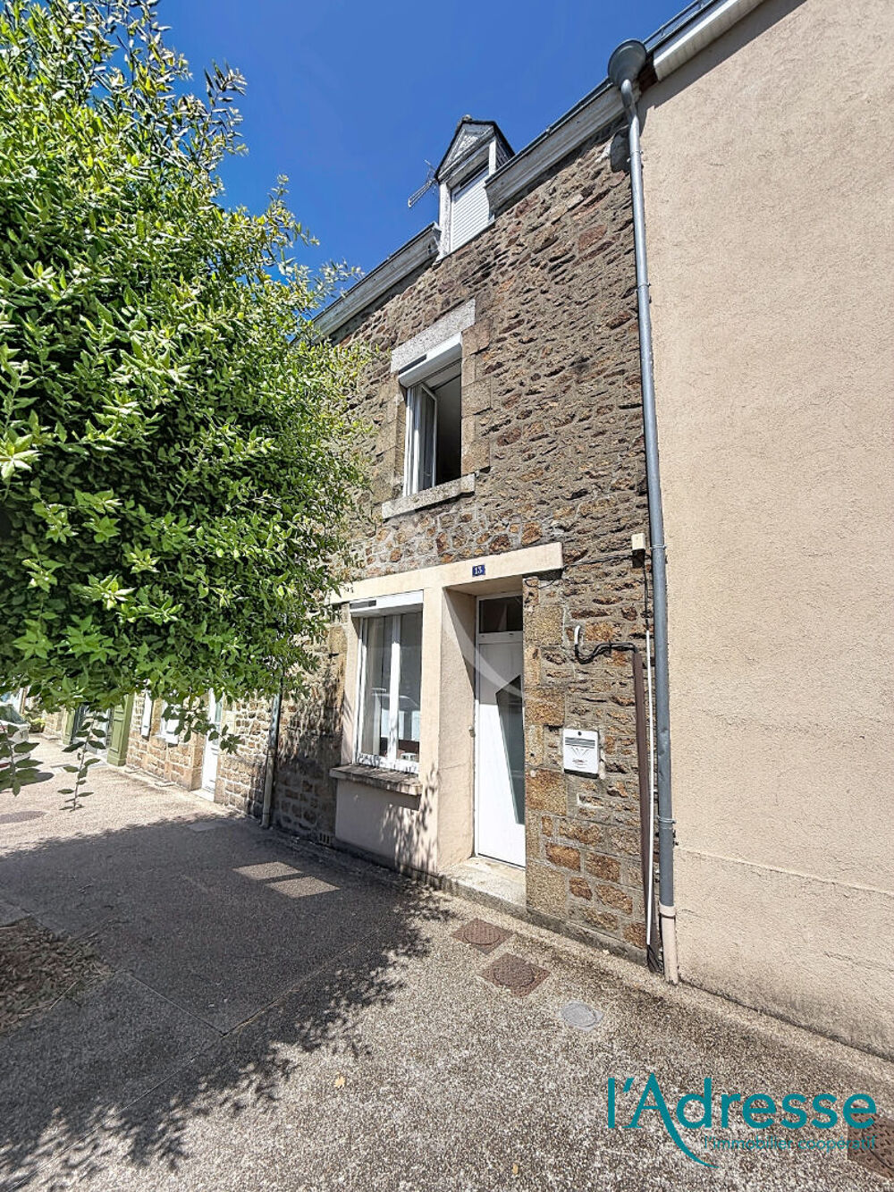 Vente Maison Maison de ville à vendre Ernée centre-ville 76 m², terrasse Ernee