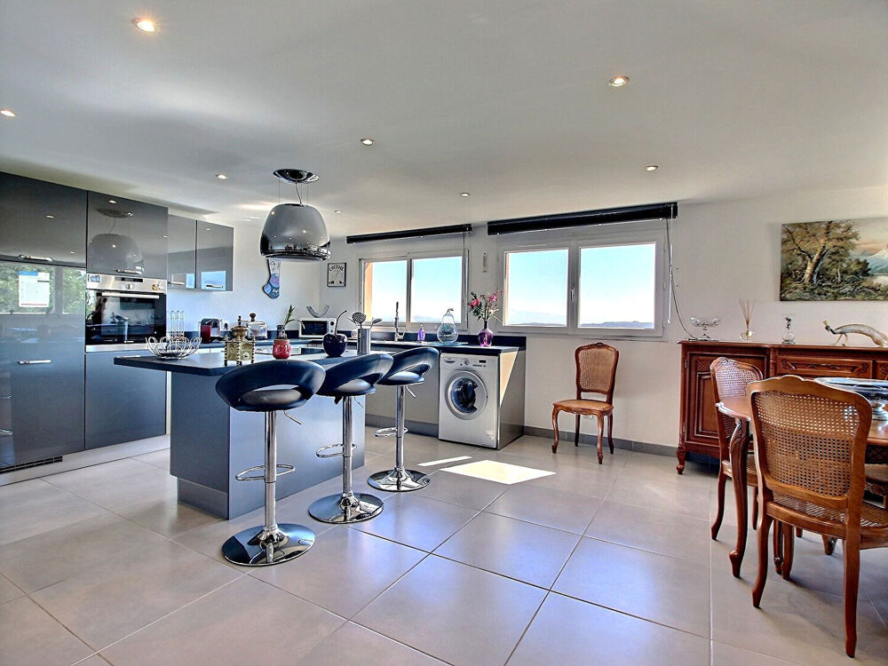 à vendre  Maison Rochefort-du-Gard (30650)