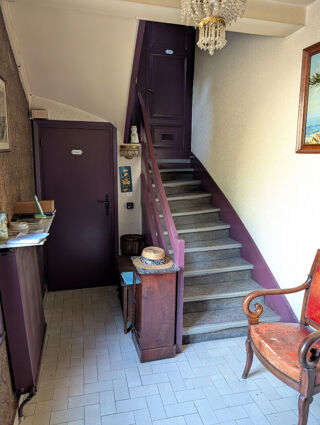 Vente Maison NEUVILLE CENTRE : MAISONS DE 230 M² SUR TERRAIN DE 970 M² Neuville sur saone