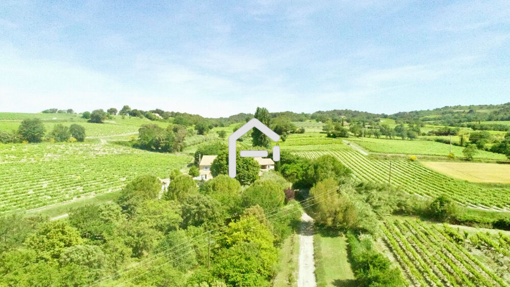 MAS PROVENÇAL DE CARACTÈRE - 368 m² - 1,1 HECTARE - PROJET TOURISTIQUE OU MAISON FAMILIALE - VISAN