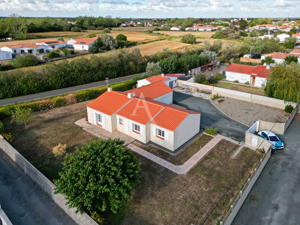 Vente Maison A vendre proche du bourg en impasse - Maison de plain-pied Le perrier