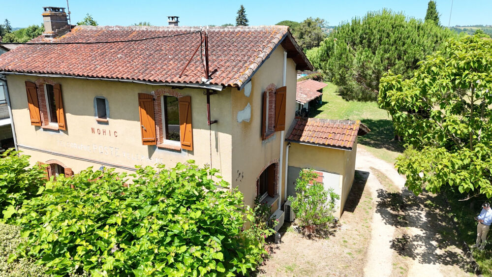 Maison de caractère, 127 m² sur une parcelle de 1 134 m² environ !