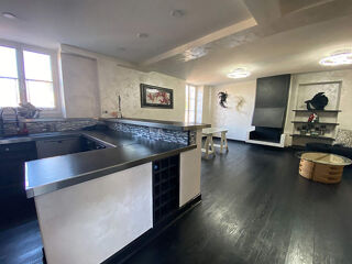  Maison à vendre 8 pièces 215 m²