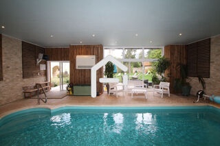  Maison � vendre 15 + pi�ces 840 m�