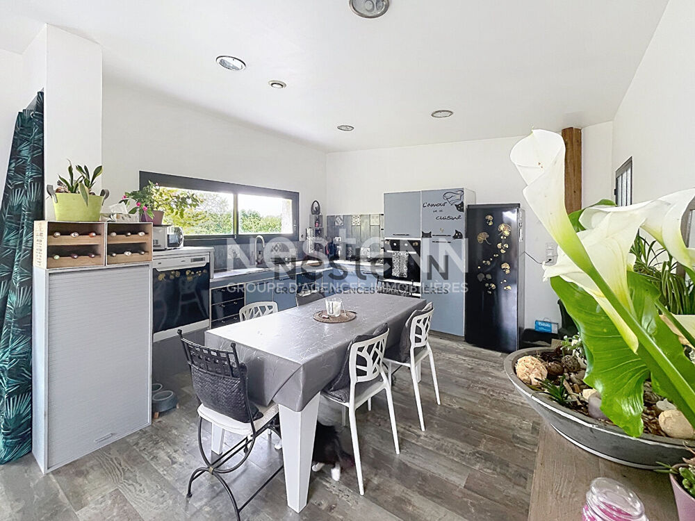 Vente Maison Maison 7 pièces AMBON  - À 10 minutes à pied de la plage, environnement calme Ambon