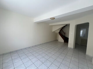 Maison à louer 4 pièces 83 m²