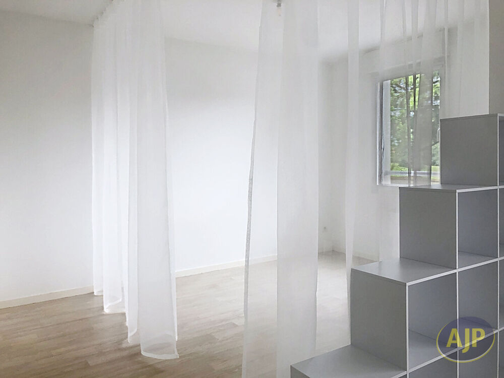 Location Appartement STUDIO CENTRE VILLE Cholet