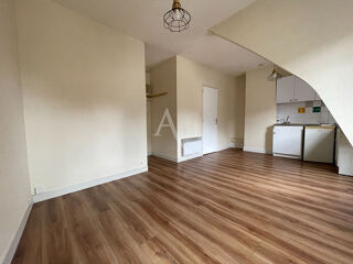  Appartement à louer 1 pièce 25 m²