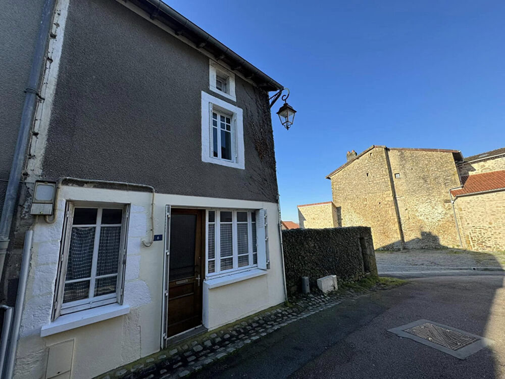 HAUTE VIENNE - Chateauponsac - Petite maison de bourg à vendre avec 2 chambres
