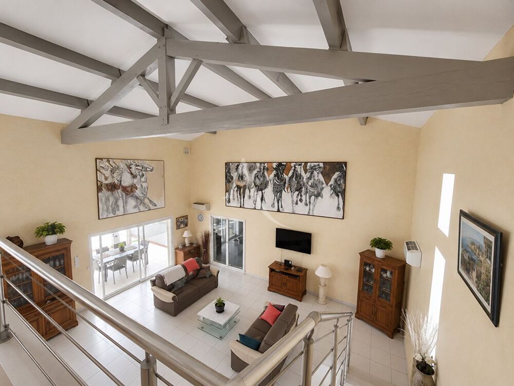 Maison Balaruc Les Bains 5 pièce(s) 193 m2+ T2 indépendant