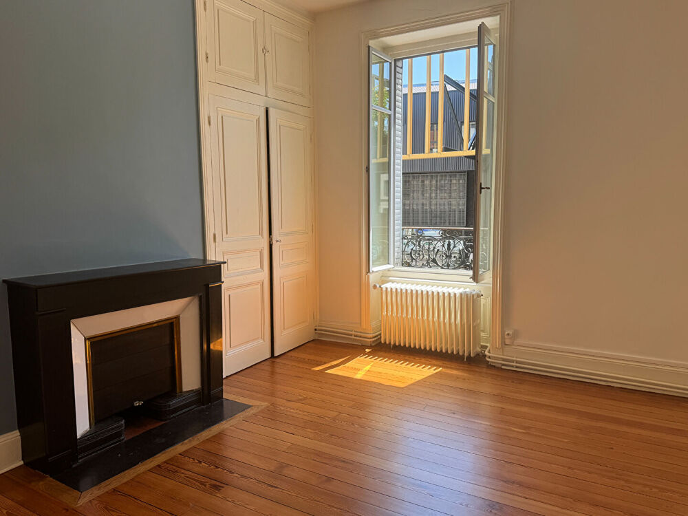 BOURG CENTRE - Appartement T4 100m2
