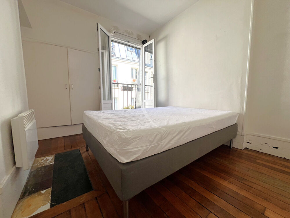 Vente Appartement Dernier étage  -Charme parisien, lumière et vue dégagée Paris 11