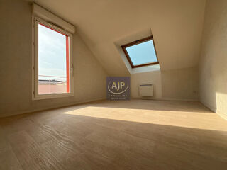  Appartement à louer 3 pièces 66 m²