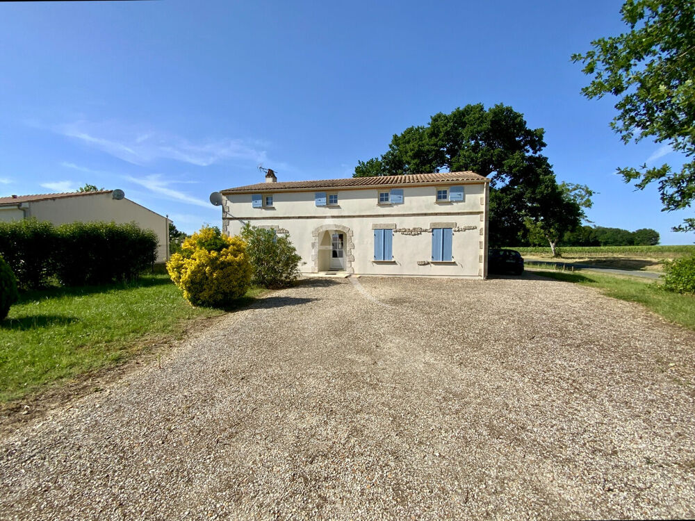 Charmante maison proche de St Genis de saintonge