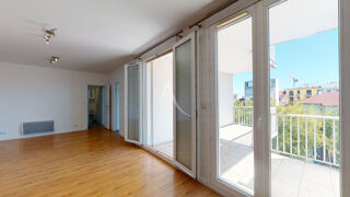  Appartement à louer 3 pièces 75 m²