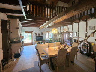  Maison � vendre 5 pi�ces 196 m�