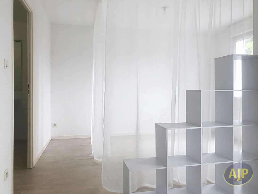 Location Appartement STUDIO CENTRE VILLE Cholet