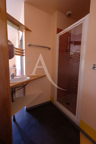  Appartement à louer 1 pièce 27 m²