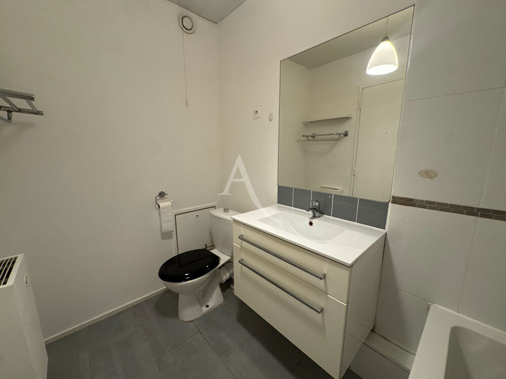 Location Appartement Studio meublé LES ULIS 1 pièce 29.42 m² Les ulis
