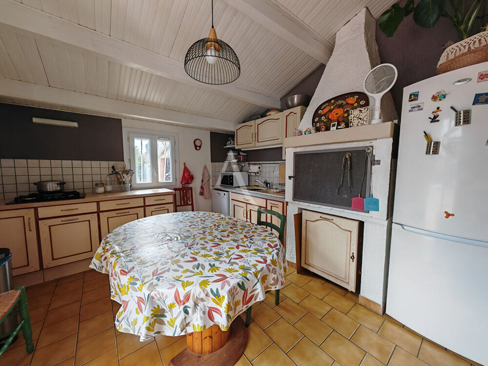 � vendre  Maison Carqueiranne (83320)