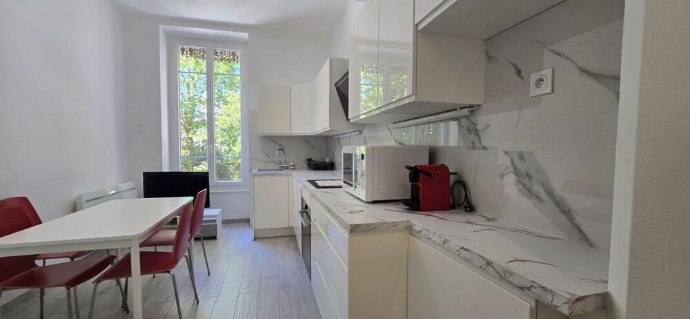 Location Appartement À louer ? T2 de charme entièrement rénové de 54,58 m² ? Lyon 3? Lyon 3