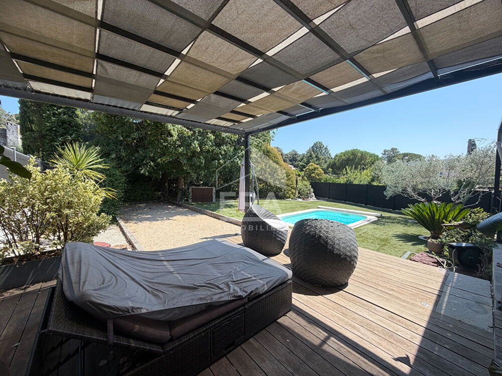 Haut de villa 4 pièces avec piscine et entrée indépendante - Les Caillades