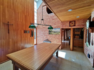  Maison  vendre 11 pices 261 m