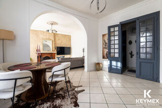  Maison  vendre 8 pices 272 m