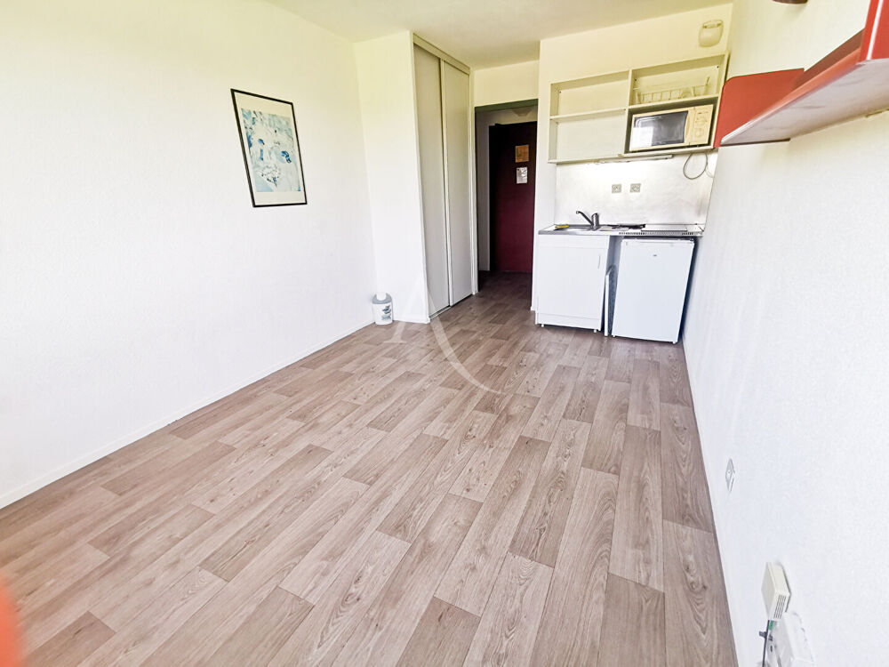 Location Appartement A LOUER STUDIO 17m² + PARKING - CERGY SAINT CHRISTOPHE Cergy