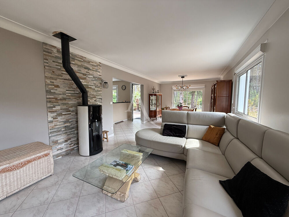 Vente Maison MAISON 115M², 3 CHAMBRES, SOUS-SOL ET DOUBLE GARAGE Ardenay sur merize
