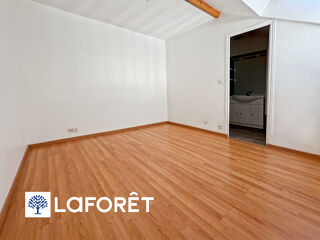  Appartement à louer 2 pièces 37 m²