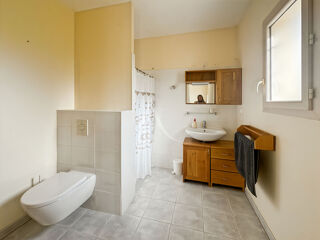  Maison  vendre 10 pices 265 m