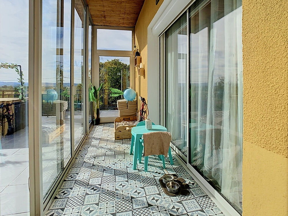 Maison lumineuse avec vue sur le mâconnais-01190 ARBIGNY