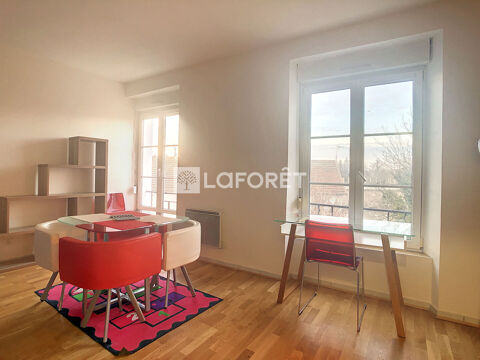   Studio Meublé 30.78 m² avec parking à Neufchâteau Appartement - 1 pièce(s) - 31 m²