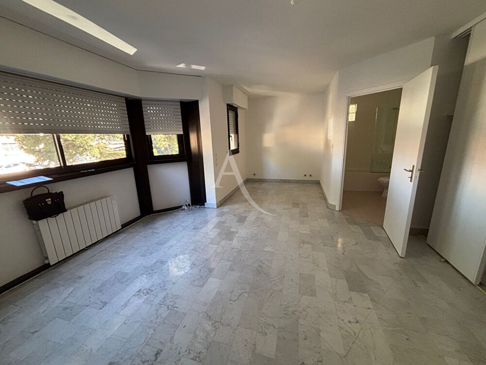 Studio + Cave Le Cannet 1 pièce 33.65 m2 - piscine - BAISSE DE PRIX
