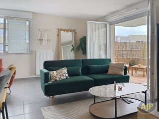 Appartement à louer 3 pièces 64 m²
