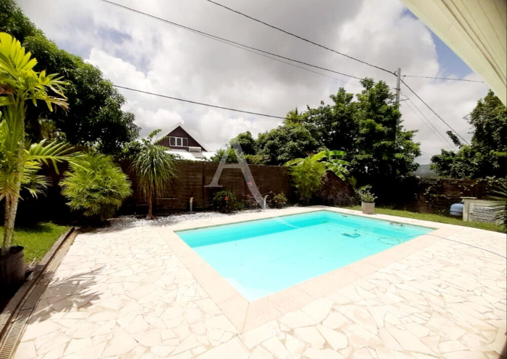 Vente Maison Villa Le Lamentin 4 pièce(s) 137 m2 Une Pépite qui vous comblera de BONHEUR !!!!!! Le lamentin