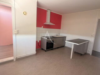  Appartement à louer 1 pièce 50 m²