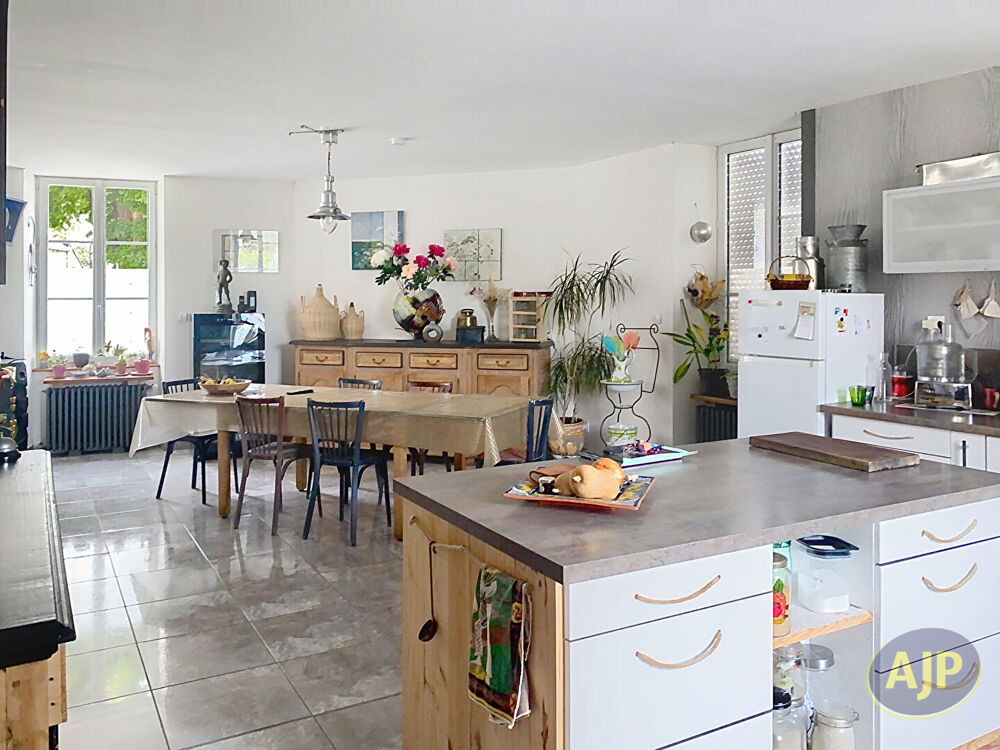 Vente Maison Idéal gîte ou chambre d'Hôte  avec piscine 49520. La previere