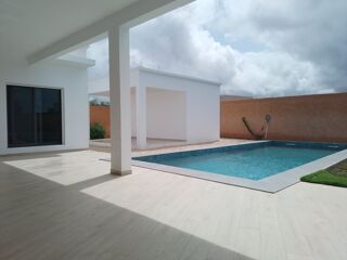  Maison � vendre 4 pi�ces 180 m� Nguerigne