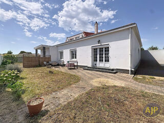 Maison 8 pièces 191 m² · à Challans · 191 m² · 275 600 €